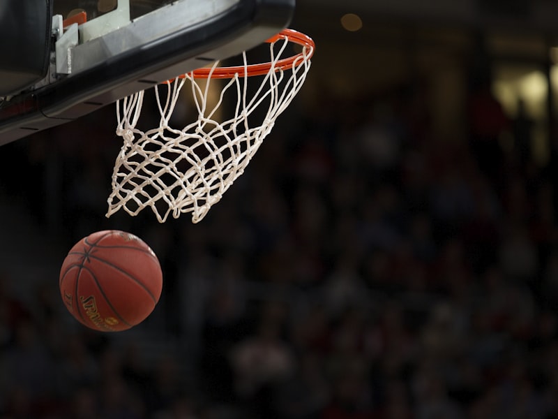 五星体育NBA直播同款专业篮球鞋，勒布朗·詹姆斯比赛用鞋款